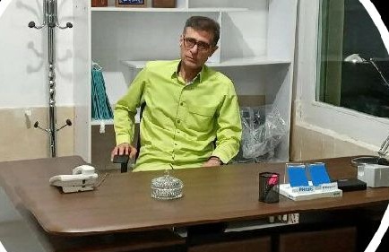 کورش کارگر - مدیر مدرسه